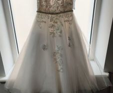 Girls elegant party dress