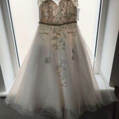 Girls elegant party dress