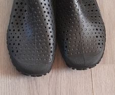 Swim shoes BNWT