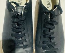 casual shoes