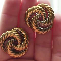 Vintage, stunning swirl earrings.