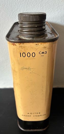 Vintage French 100h Polish Tin