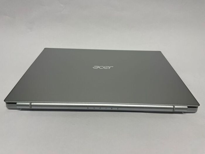 LIKE NEW Acer Aspire 5 Laptop (i5 11th Gen, 16GB Ram, 512GB SSD) (Silver)
