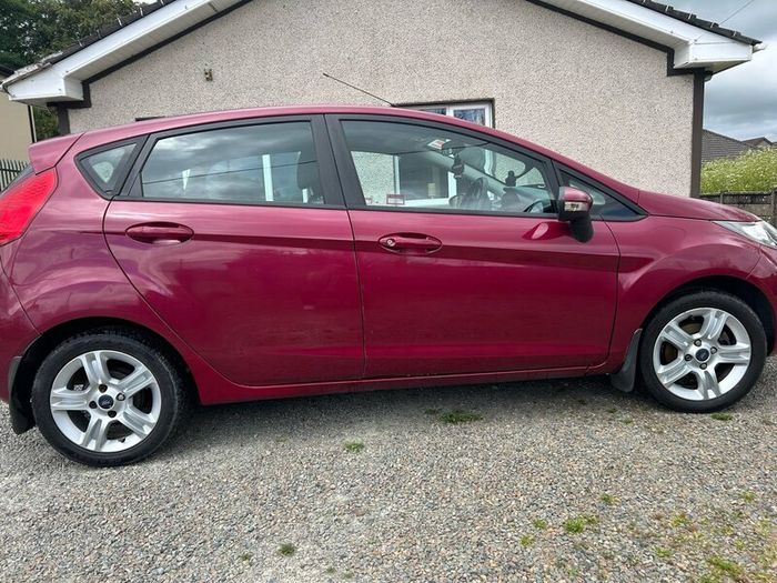 Ford Firsta Nct 01/27
