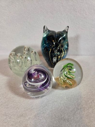 Glass paperweights