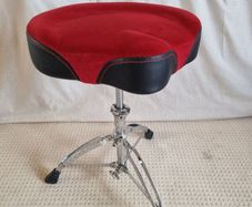 Mapex MXT865SER Drum Throne Saddle Red Cloth