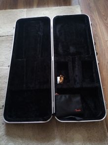 Guitar case electric.