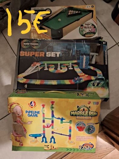 toys