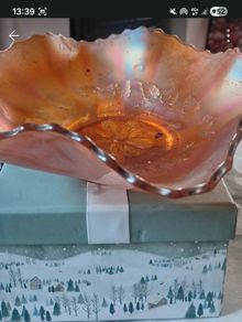 Dugan Carnival Glass Bowl