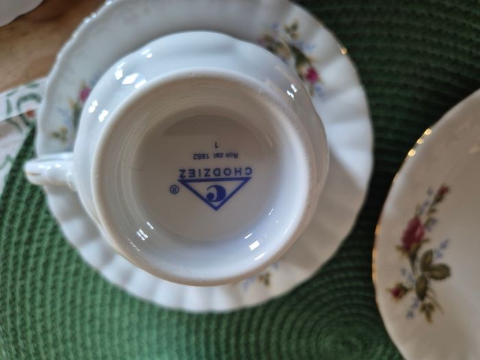 Chodziez Porcelain Tea Set