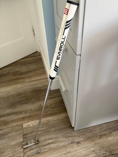 EVN Roll ER2v Putter