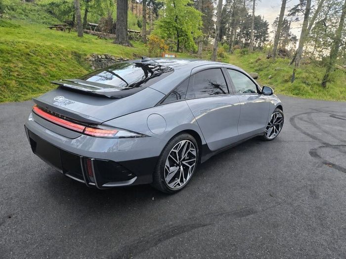 Hyundai IONIQ 6 Premium 2024 - VRT is 0 Euros
