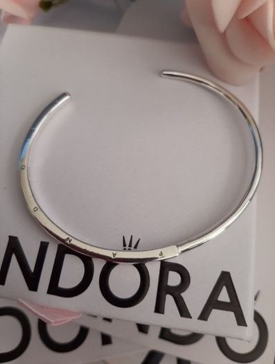 New genuine pandora bangle