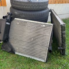 E46 Radiator with Expansion bottle