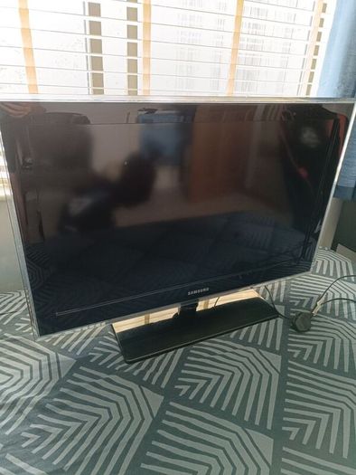 Samsung 32" TV