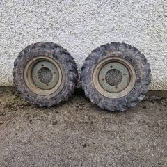2 complete wheels for jcb loader