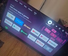 Sharp 40" smart tv perfect condition