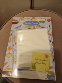 Magnetic weekly planner