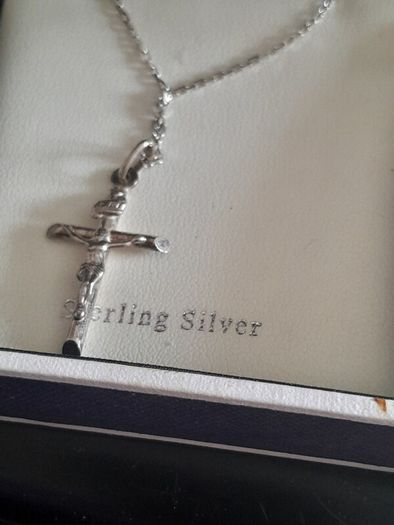 ladies silver chain and pendant