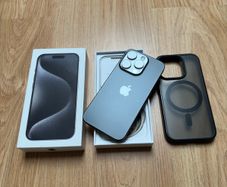 Apple iPhone 15 pro 128gb titanium black unlocked