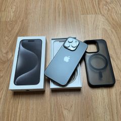 Apple iPhone 15 pro 128gb titanium black unlocked
