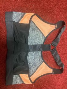 Women sport bra