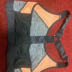 Women sport bra