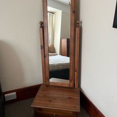mirror