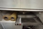 Wrapping sealer machine