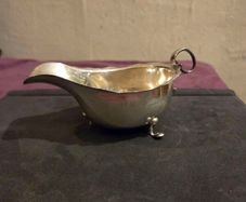 1905 Irish Sterling Silver S D Neill Gravy Boat