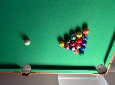 Kids pool table
