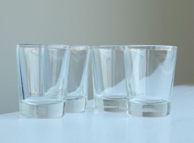 4 small 25ml shot glasses