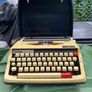 Portable type writer Image 2