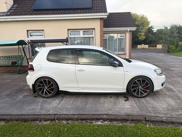 Volkswagen Golf 2012 1.6 TDI