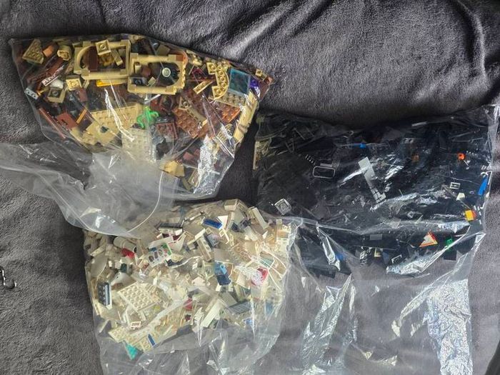 Loose lego