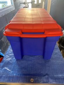 Large storage container
