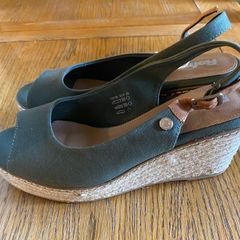 Khaki Green Wedge Sandles