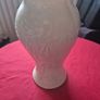 A Beautiful Set of 2 Donegal Parian China 10inch Vases Image 4