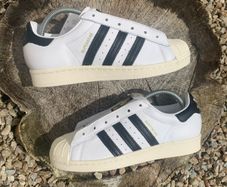 Get New Laceless VNTG Adidas Superstars