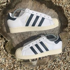 Get New Laceless VNTG Adidas Superstars