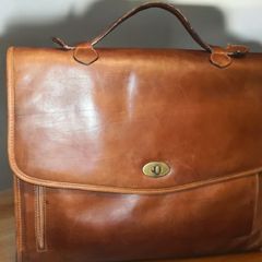 Elegant, quality unisex leather office handbag
