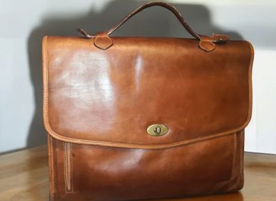 Elegant, quality unisex leather office handbag