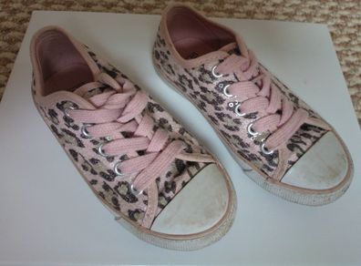 Girls Trainers