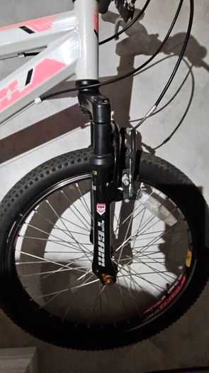kids  bike 20"  front suspension