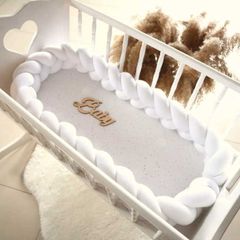 White cot bumper