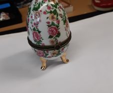 Egg trinket box