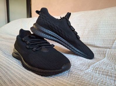 Brand New Women's Lightweight Breathable Trainers Black Size UK 5 (EU 38)