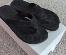 The Row Dune Flip Flops - Size 40