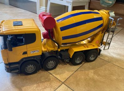 Bruder cement mixer lorry