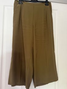 Green Wide Leg Cropped Trousers